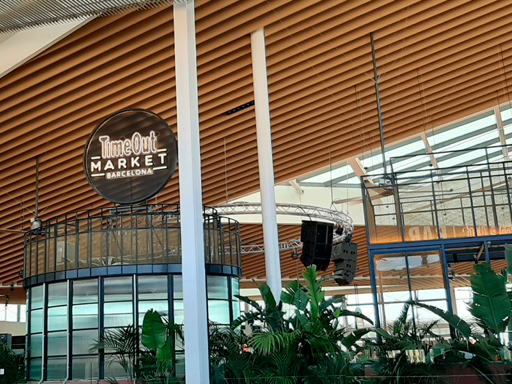 Rótulo corporativo Zona música en vivio Rotulación y Señalética TimeOut MARKET proyecto ESSA PUNT