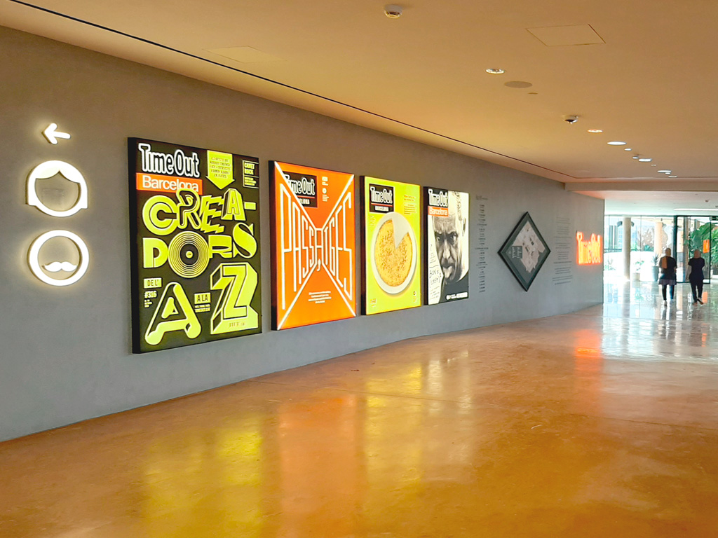 Carteles luminosos decorativos con lona Rotulación y Señalética TimeOut MARKET proyecto ESSA PUNT
