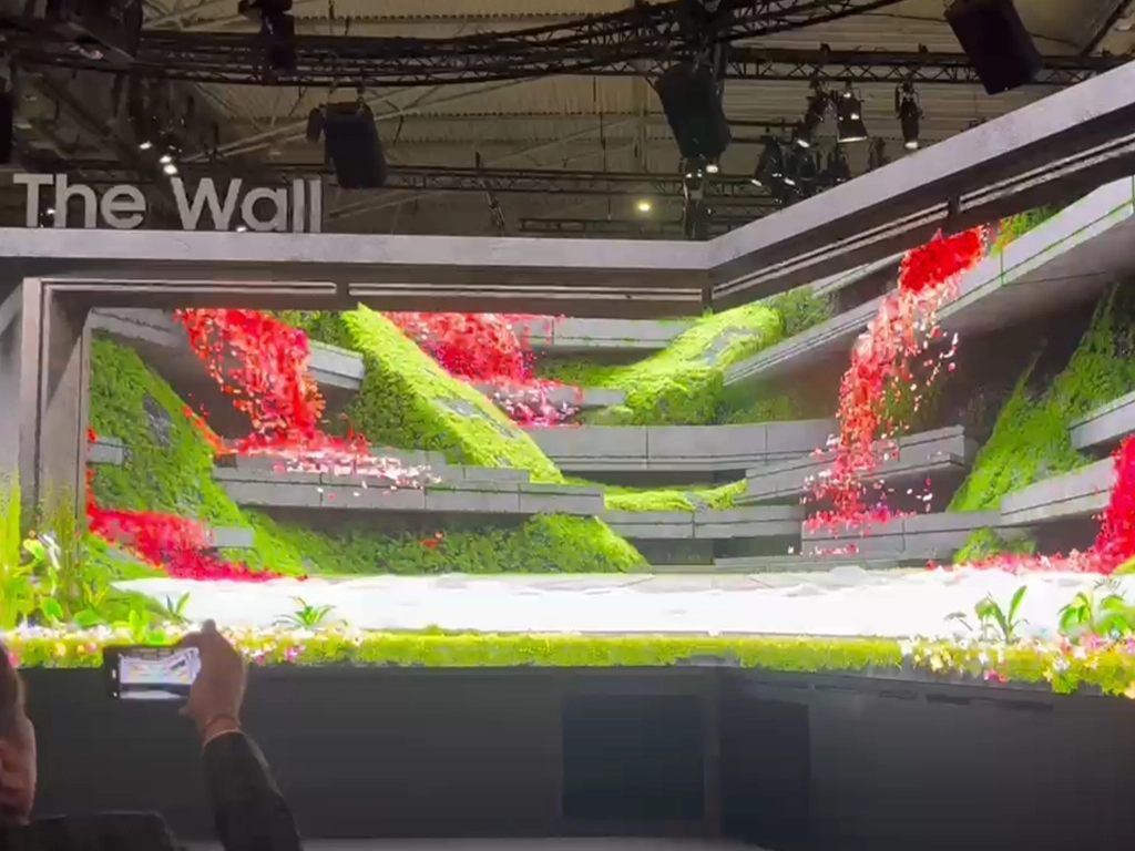 The Wall en el ISE2025: Tendencias que Transformarán la Rotulación y Señalética en Retail