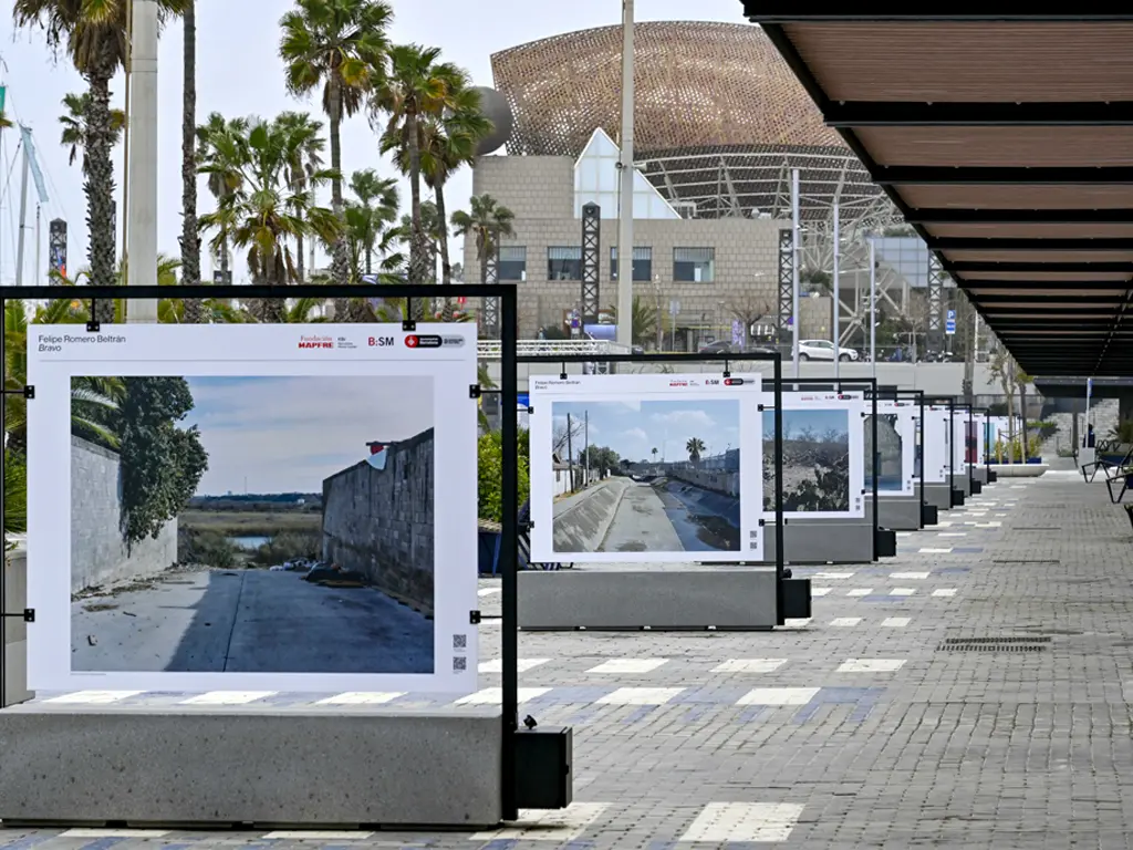 2 Vista exposición Felipe Romero Beltrán. Bravo, Port Olímpic, 2025 © David Campos por ESSA PUNT