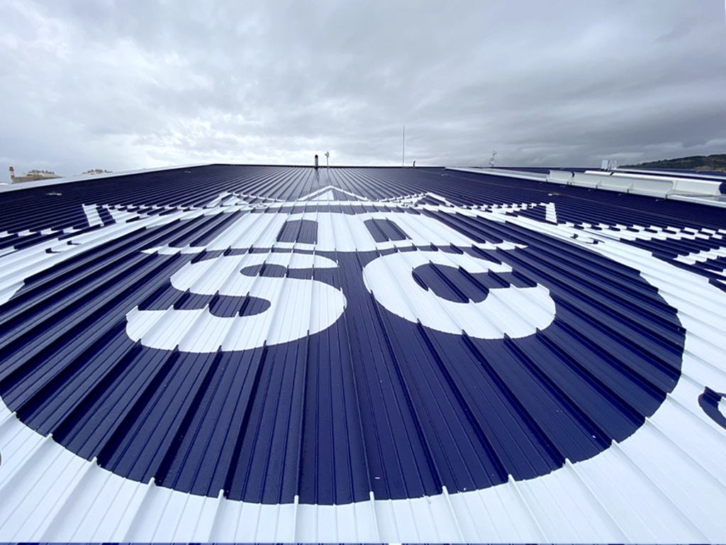 Vista logotipo aéreo aplicado en la cubierta terminal MSC Cruceros Barcelona MSC Cruceros proyecto ESSA PUNT