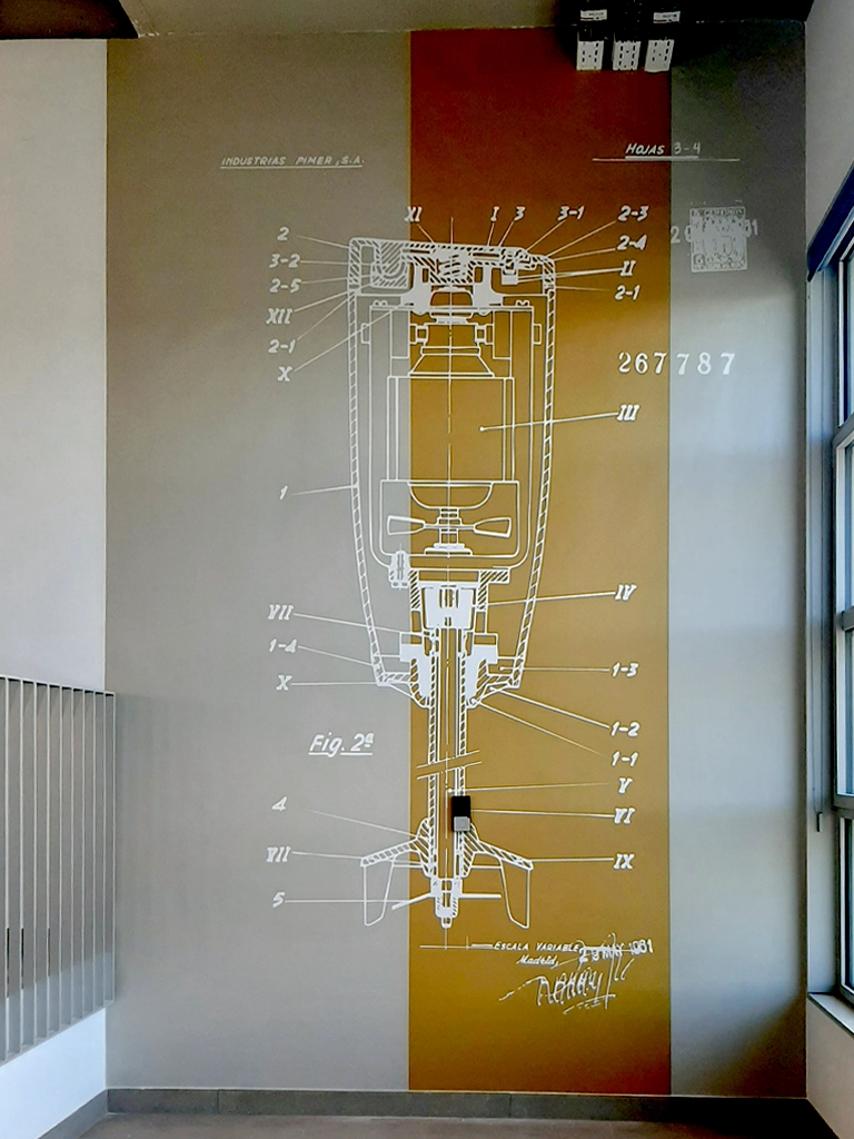 Vinilo mural despiece impreso de gran formato acceso escalera del Campus Esplugues