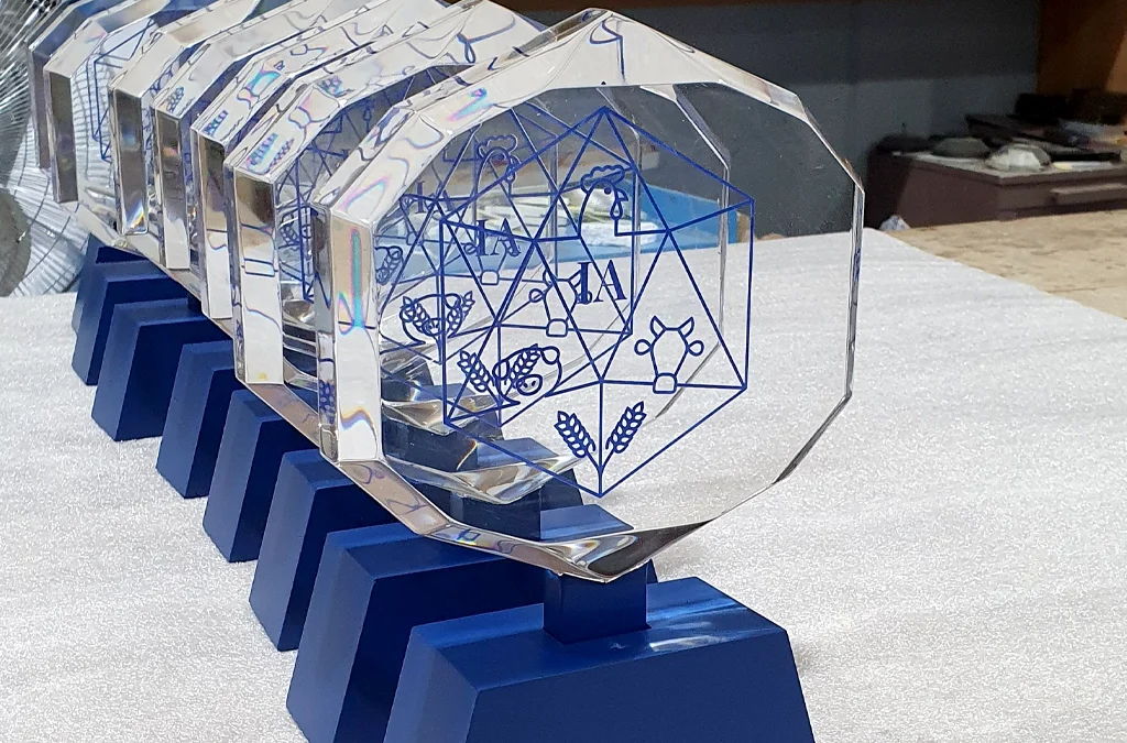 Trofeos Prisma 3D para CEGECO SLU (Lleida)