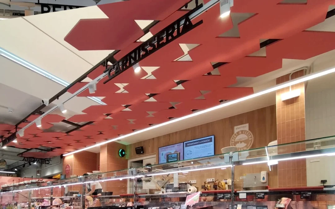 Rotulación e interiorismo comercial para supermercados PlusFresc